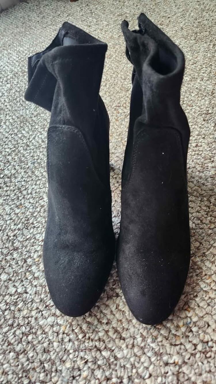 Hollis Faux Suede Ankle Boots Women's Size 10